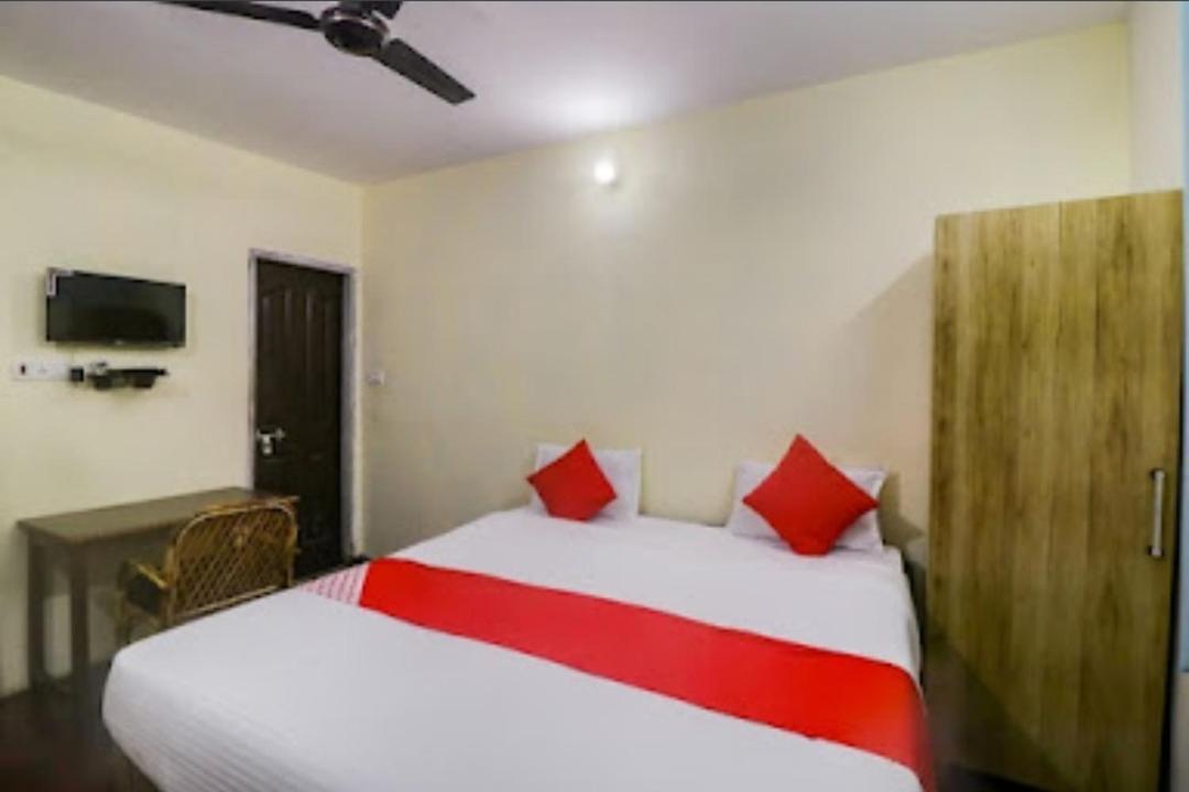 Om Shanthi Paying Guest House Varanasi Exterior foto