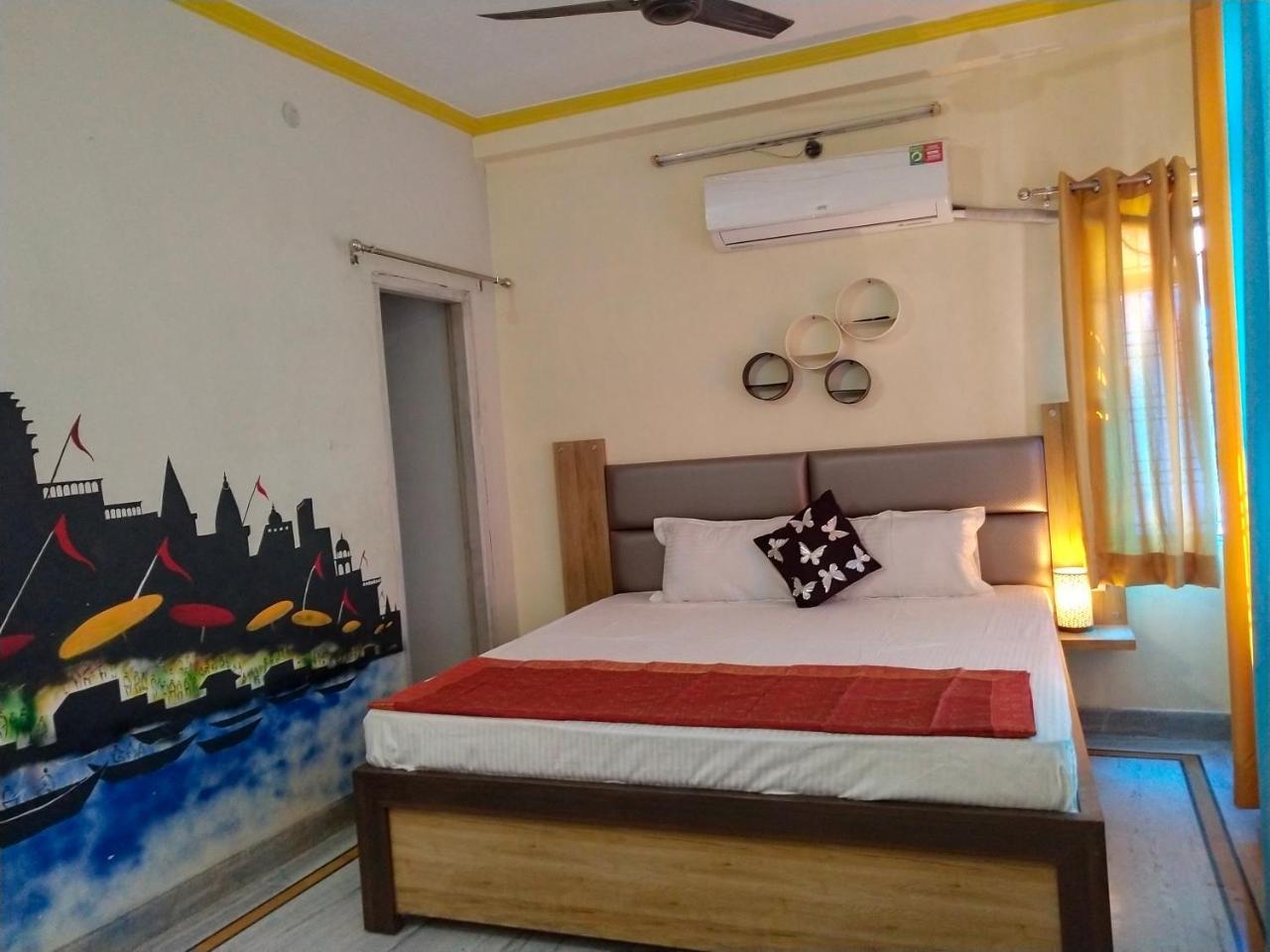 Om Shanthi Paying Guest House Varanasi Exterior foto